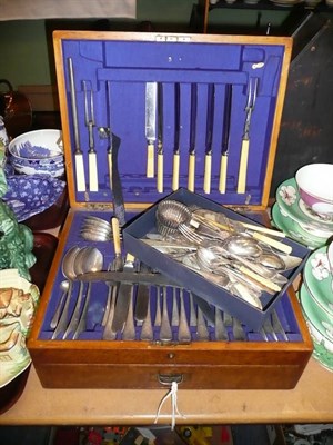 Lot 8 - Oak canteen of plated flatware and other flatware
