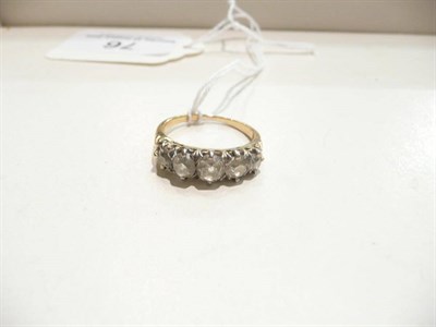 Lot 76 - A lady's five stone diamond ring