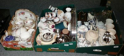 Lot 292 - Quantity of household china and glass, etc in three boxes