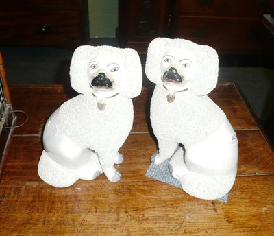 Lot 348 - Pair of Staffordshire King Charles spaniels