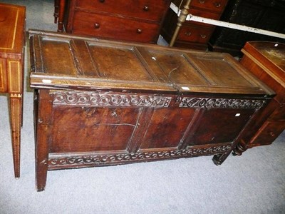 Lot 491 - Oak coffer