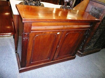 Lot 495 - Victorian mahogany chiffonier base