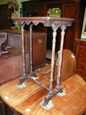 Lot 559 - 19th century rosewood small occasional table