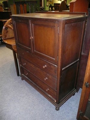 Lot 568 - An oak tallboy