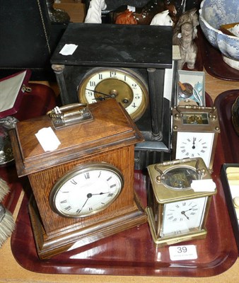 Lot 39 - Five assorted clocks