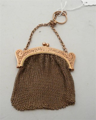 Lot 65 - 9ct gold mesh purse