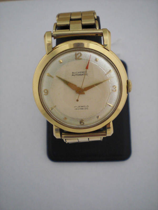 Lot 374 - An 18ct Gold Automatic Centre Seconds Wristwatch, signed Bucherer, circa 1960, 17-jewel lever...