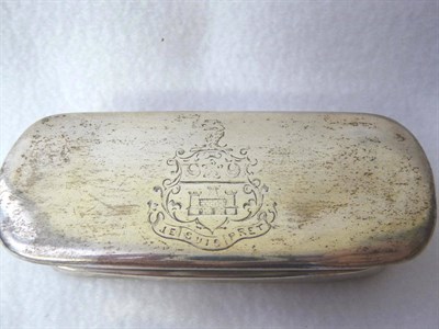 Lot 528 - A Victorian Snuffbox, Thomas Johnson, London 1858, of rounded rectangular form, the hinged lid...