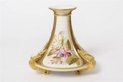 Lot 59 - A Worcester Porcelain Japonaiserie Vase, 1882, of compressed conical form, flared trilobed...
