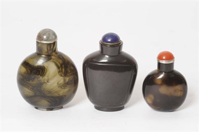 Lot 189 - An Agate Snuff Bottle, circa 1800-1850, flattened spherical form, tortoiseshell like...