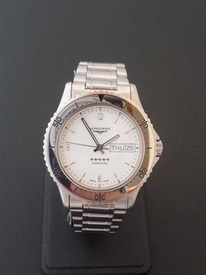 Lot 345 - A Stainless Steel Automatic Calendar Centre Seconds Wristwatch, signed Longines, Admiral, circa...