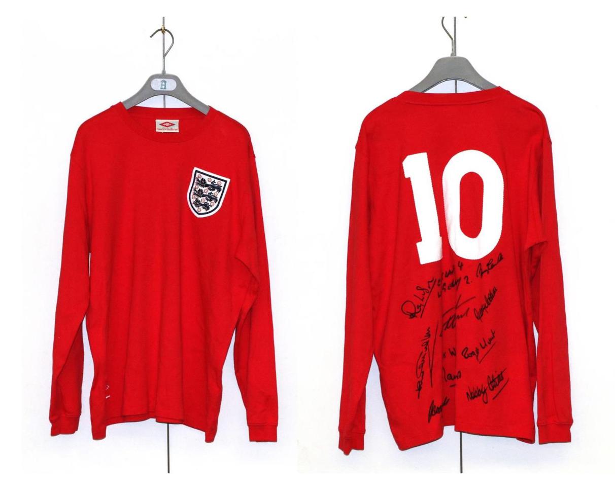 Lot 3023 - England 1966 World Cup Retro Signed Shirt signed by Hurst, Peters, B Charlton, J Charlton,...