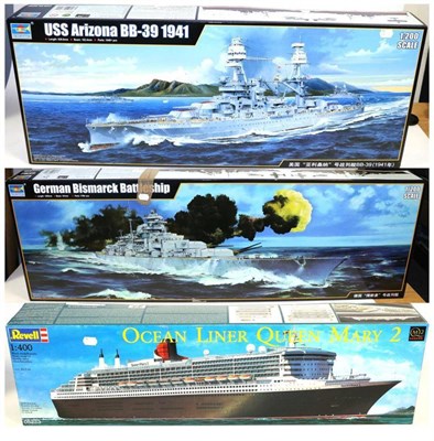 Lot 3198 - Ship Model Kits Trumpeter 03702 1:200 scale German Bismarck Battleship and 03701 1:200 scale...