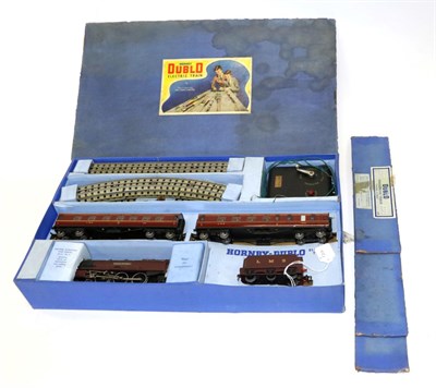 Lot 3233 - Hornby Dublo 3-Rail EDP2 Passenger Set with Duchess of Atholl, two LMS coaches, oil bottle and...