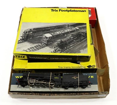 Lot 3258 - Wrenn W2224 Class 8F BR 48073 Locomotive (E box G) Trix 4-6-0 (repainted) Trix Footplateman...