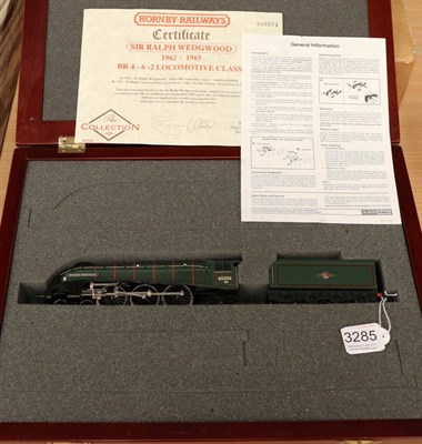 Lot 3285 - Hornby Railways OO Gauge Sir Ralph Wedgwood BR 60006 in wood presentation box with certificate...