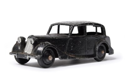 Lot 3483 - Dinky 40b Triumph black (F)