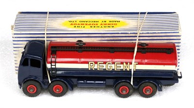 Lot 3486 - Dinky 942 Foden Regent Tanker (E, a few minor chips, box G, label appears not to have been...