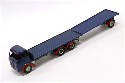 Lot 3517 - Shackleton Foden Flat Truck dark blue with trailer (generally F-G, but lacks on pillar in cab...