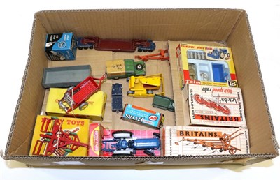 Lot 3518 - Various Diecast including Britains 9525 Fordson tractor (with box interior), Four furrow...