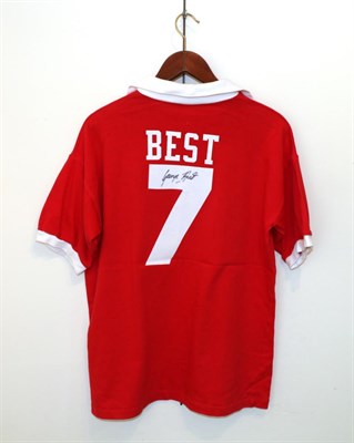 Lot 3028 - George Best Signed Retro Manchester United No.7 Shirt' with SportsUK photograph