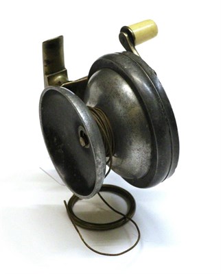 Lot 3092 - A Mallochs Patent Alloy Sidecasting Reel, with ivorine handled brass winding arm to front...