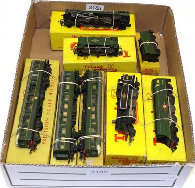 Lot 3185 - Triang TT Gauge Locomotive T190 Diesel power car with T137 coach and T136 Trailer car; T93 Clan...