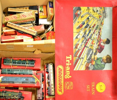 Lot 3204 - Triang OO Gauge Railway including R3A Passenger Set with Princess Elizabeth locomotive (G box...