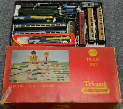 Lot 3239 - Triang OO Gauge RAX Passenger Set with Princess Elizabeth locomotive (box F) assorted unboxed...