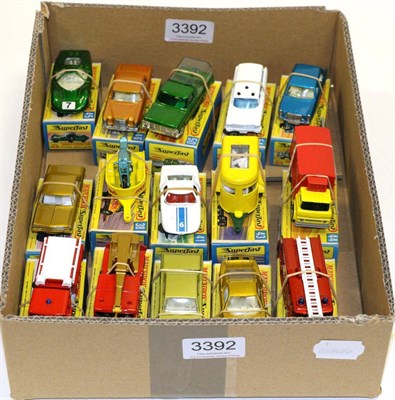 Lot 3392 - Matchbox 1-75 Superfast 29 Fire pumper truck, 30 8-wheel crane, 31 Lincoln Continental, 33...