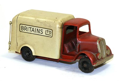 Lot 3442 - Britains 2045 Clockwork Van red/cream (G, but lacks cab door and lamps)