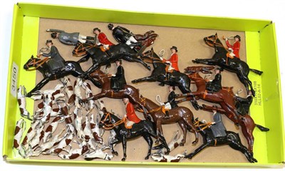 Lot 3450 - Britains Hunt assorted figures including 10 on horseback, two standing, various hounds and...