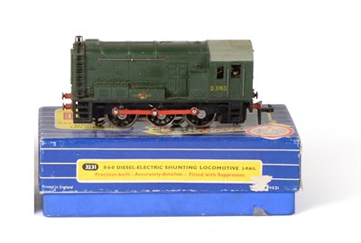 Lot 3229 - Hornby Dublo 3 Rail 3231 0-6-0 Diesel Electric Locomotive BR D3763 (G-E box G)