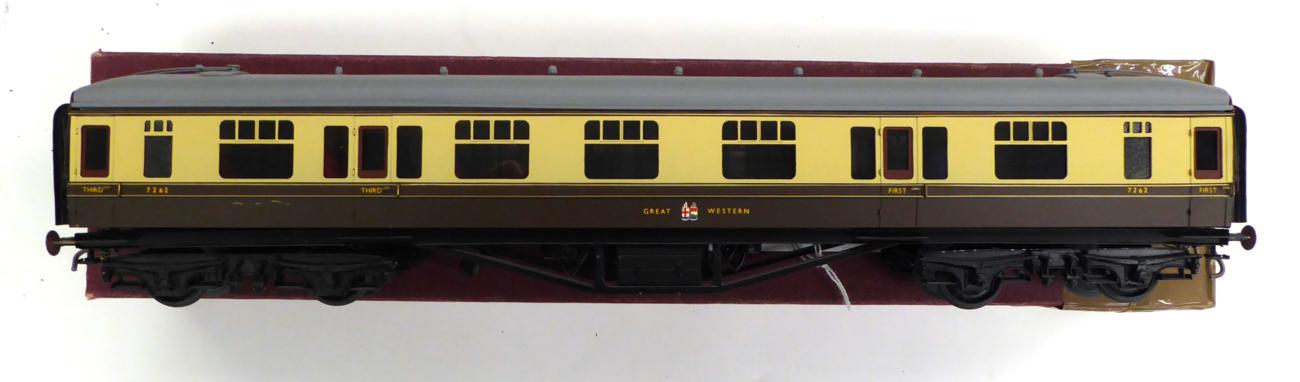 Lot 3351 - Haywood Railway O Gauge GWR Hawksworth Stock Coach E165 1st/3rd Corridor 7762 (E)