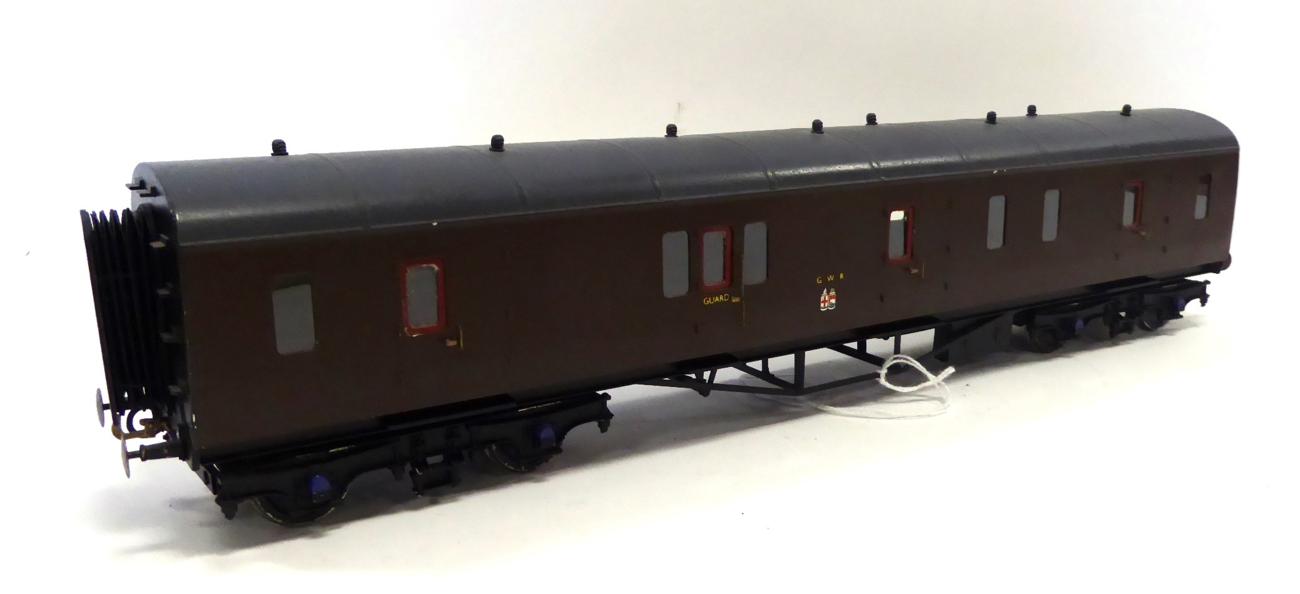 Lot 3353 - Westdale Constructed O Gauge Kit GWR Full Brake Van  finished in brown (E box G)