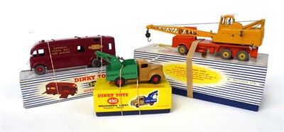 Lot 3424 - Dinky Commercial Vehicles 981 BR Horse box, 430 Commer Breakdown lorry and 972 Coles Mobile...