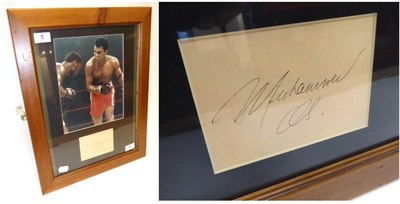 Lot 5 - Muhammad Ali Autograph on card mounted with photograph in glazes frame