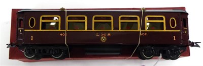 Lot 278 - Hornby Series O Gauge No.2  1st Saloon Coach LMS 402 with corridor connector and block (E box...