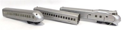 Lot 414 - Lionel Lines (Pre-War) 3-Rail Electric O Gauge Union Pacific Streamliner Set consisting of...