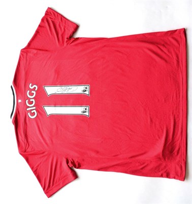 Lot 16 - Signed Football Shirt Manchester United Giggs, Red