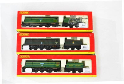 Lot 260 - Hornby (China) OO Gauge Three Battle Of Britain Class Locomotives R2220 92 Sqadron BR 34081,...