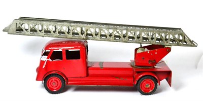 Lot 314 - French/Belgium (?) Fire Engine push along with two piece ladder on turntable 19";, 48cm (G)