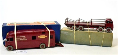 Lot 381 - Dinky 505 2nd Foden Flat With Chains maroon (E-G box G-F, faded) 581 BR Horse Box (E box G) (2)