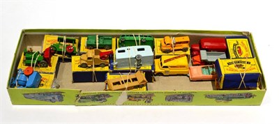 Lot 389 - Matchbox 1-75's 1a Road roller, 2a Dump truck MW, 3a Cement mixer, 12a Land Rover MW, 13a Wreck...