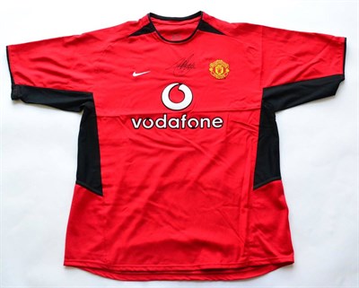 Lot 57C - Signed Football Shirt Manchester United, red, signed only by Ruud van Nistelrooy 10