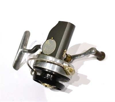 Lot 71 - A Hardy 'Altex No.1 Mk.V' Fixed Spool Spinning Reel, with turned brown handle, ebonite spool