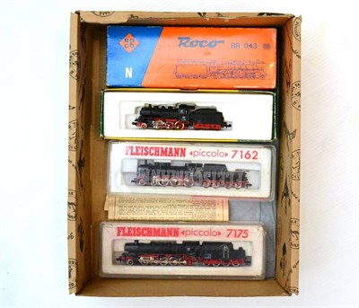 Lot 264 - Continental N Gauge Locomotives Fleischmann 7162 4-6-0 DB 381148, 7175 2-10-0 DB 0500587; RoCo...