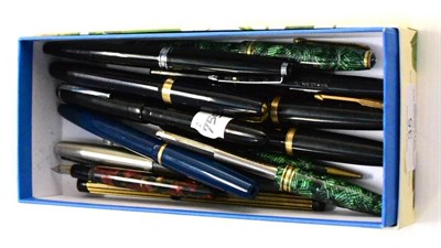 Lot 35 - A Group Of Conway Stewart And Parker Fountain Pens with 14ct gold nibs (13)