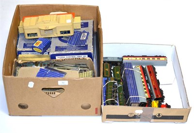 Lot 92 - Hornby Dublo 3 Rail Locomotives And Rolling Stock including Silver King (locomotive only has...