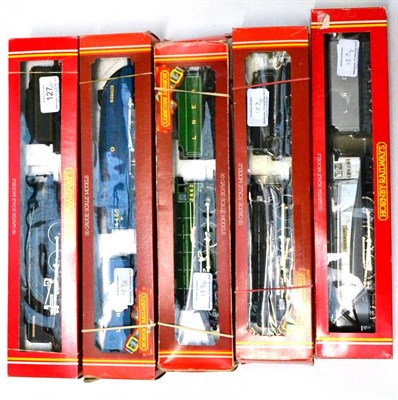 Lot 127 - Hornby Railways OO Gauge Five Locomotives R053 Manchester United, R312 Silver Link, R324 Lady...